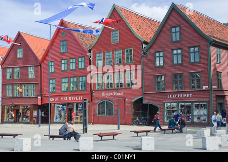 Bunten Fassaden der historischen Häuser in Bergen, Norwegen, Skandinavien, Europa Stockfoto