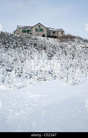 Greenleaf Hütte in den Wintermonaten in den White Mountains, New Hampshire, USA. Stockfoto