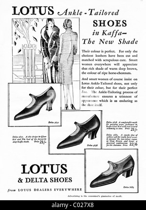 1920er Jahre ganzseitige Anzeige in Verbraucher-Magazin für Damenschuhe von LOTUS & DELTA Schuhe Stockfoto