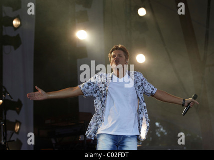 Hartmut Engler, Frontmann der Popband Pur bei einem Auftritt auf der Loreley Freilichtbühne, St. Goarshausen, Rheinland-Pfalz Stockfoto