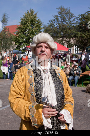 Mann verkleidet als der alte Fritz in barocken Kostümen, Erntedankfest, Thanksgiving, Marzahn, Berlin, Deutschland, Europa Stockfoto