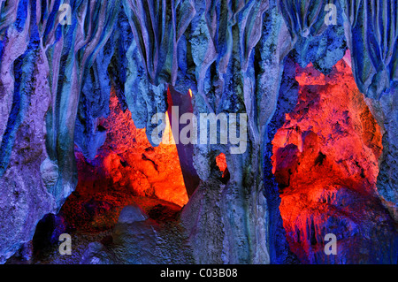 Hang Dau Go, versteckte Holz Höhle, Halong Bucht, Vietnam, Südostasien Stockfoto