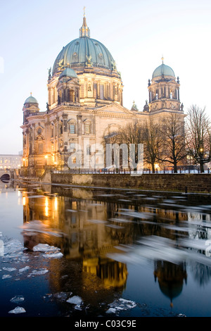 Berliner Dom, Berliner Dom, an der Dämmerung, Museumsinsel, Museumsinsel, Berlin, Deutschland, Europa Stockfoto