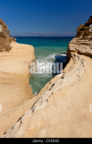 Felsen in der Nähe von Canal d ' Amour, Sidari, Nord-Ost, Corfu, Korfu, Ionische Inseln, Griechenland, Südeuropa, Europa Stockfoto