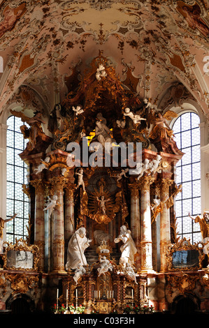 Altar in den Gang in die Pfarrkirche der Geburt der Jungfrau Maria, Rokoko-Stil 1737-1746, Rottenbuch Abbey, Rottenbuch Stockfoto