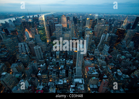 Blick vom Empire State Building, 5th Avenue, Manhattan, New York, USA Stockfoto