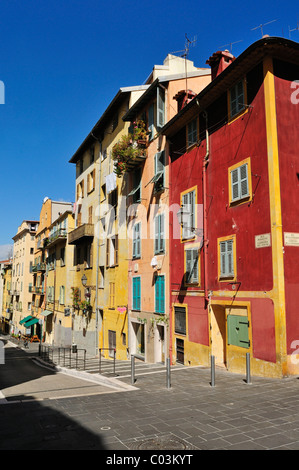 Bunten Häuser in der alten Stadt von Nizza, Departement Alpes-Maritimes, Region Provence-Alpes-Côte d ' Azur, Frankreich, Europa Stockfoto