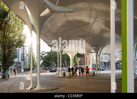 Muenchner Freiheit-Tram-Station, Stadtteil Schwabing, München, Upper Bavaria, Bavaria, Germany Stockfoto