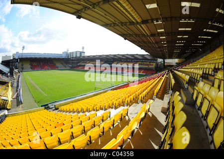 Innenansicht Vicarage Road Stadium, Watford, Heimat des Watford Football Club und Saracens Rugby Football Club Stockfoto