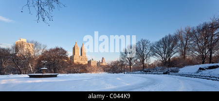 Central Park - New York City nach großen Schneesturm in Cherry hill Stockfoto