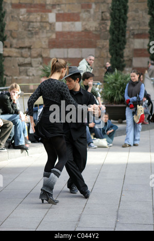 Flamenco-Tänzer außerhalb Barcelona Kathedrale Plaça De La Seu, Barcelona, Spanien. Stockfoto