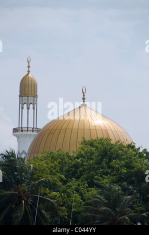 Malediven, Male, Hauptstadt Stadt der Malediven Archipel. Goldhaube & Minarett der islamischen Zentrum & Grand Freitagsmoschee. Stockfoto