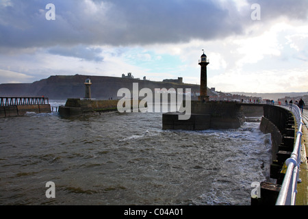 Whitby Hafen Mund Fluss Esk York England UK England Europa Stockfoto