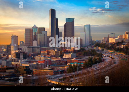 Seattle Skyline vom Rizal Park Stockfoto