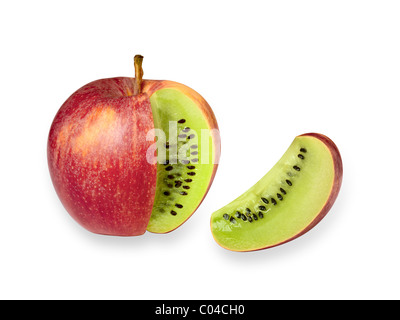 transgene Apfel Kiwi isoliert auf weißem Hintergrund Stockfoto