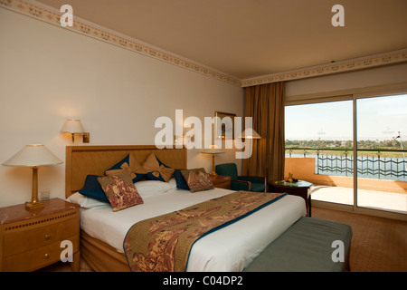 Aegypten, Luxor, Zimmer Im Hotel Steigenberger Nile Palace, Stockfoto