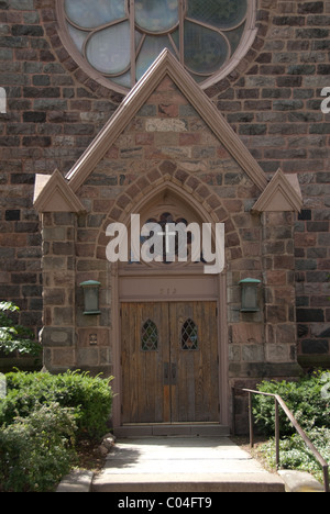 First Baptist Church of Ann Arbor 512 E Huron St, Ann Arbor, MI 48104 (734) 623-1255 Website Stockfoto