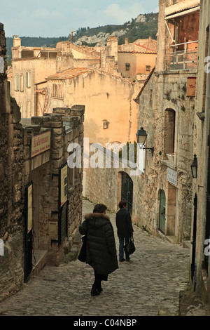 Les Baux de Provence: steif Straße Stockfoto