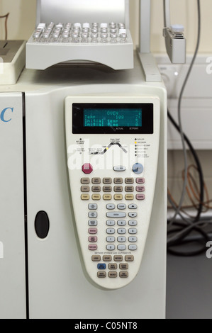 Gaschromatograph Trace im zentralen forensischen Labor der polnischen Polizei in Warschau Stockfoto