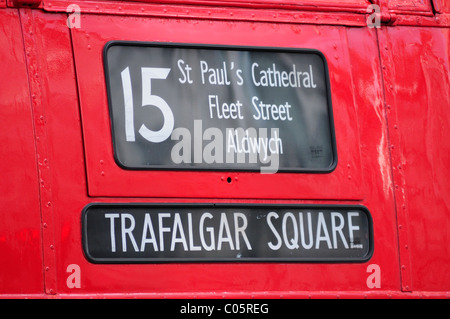 Detail eines Routemaster Double Decker Bus auf Geschichtsroute 15, London, England, UK Stockfoto