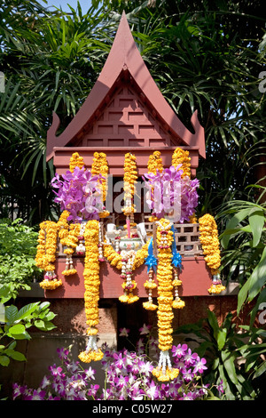 Spirit House im Stil von Thai Farmhouse, Jim Thompson House and Silk Museum, Pathum Wan District, Bangkok, Thailand Stockfoto