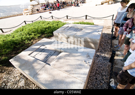 Die Gräber von Paula und David Ben Gurion an der Ben Gurion Nationalpark. Stockfoto