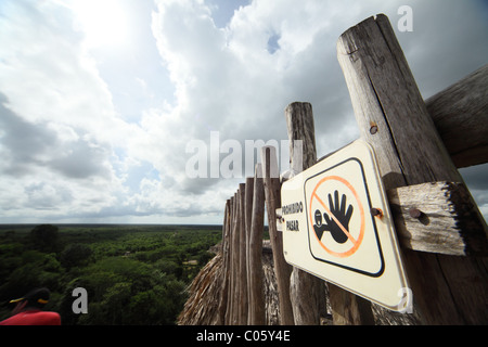 SCHILD AM MEXIKANISCHEN MAYA-RUINEN, EK BALAM, MEXIKO Stockfoto