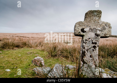 Steinkreuz Denkmal auf Dartmoor Stockfoto