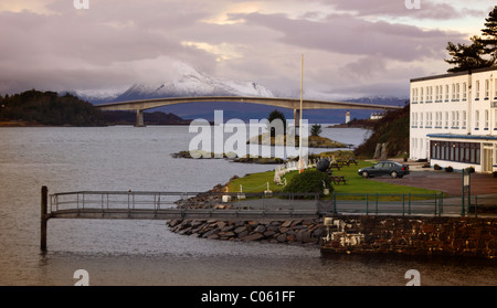 Ansicht der Skye Bridge Form Kyle of Lochalsh Stockfoto