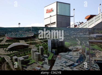 Neues Einkaufszentrum Westfield Stratford City steigt hinter Horten zeigt Olympia-Gelände, London Stockfoto