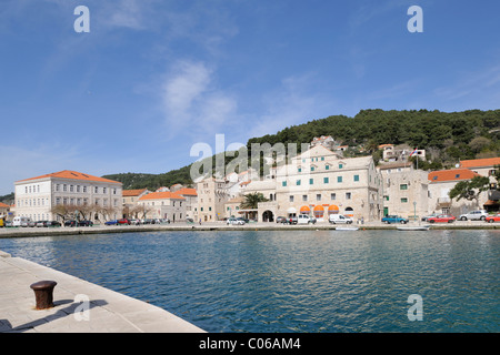 Hafen von Pucisca, Brac Island, Kroatien, Europa Stockfoto