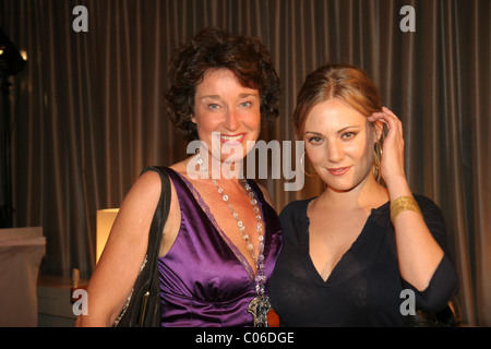 Gloria Maertens, Eva Hassmann "Wir Lieben Kino - Langfassung" Party im Sofitel Hotel Hamburg, Deutschland - 30.09.07 Stockfoto