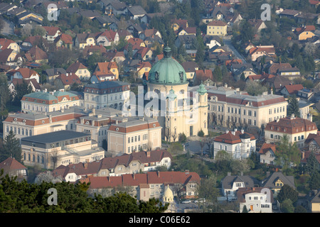 Ansicht der Margaretenkirche Kirche, Guglzipf Lookout, Berndorf, Triestingtal Tal, Niederösterreich, Österreich, Europa Stockfoto