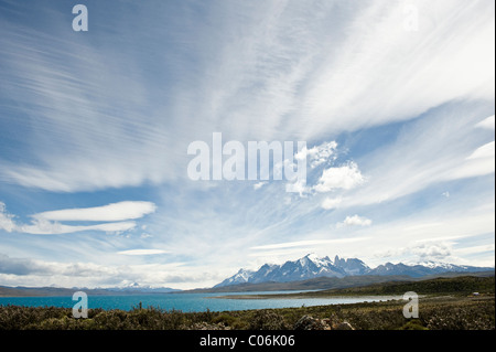 Himmel über Sarmiento See Torres del Paine Nationalpark Chile Südamerika Stockfoto