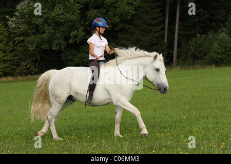 Reiten ohne Sattel Stockfoto