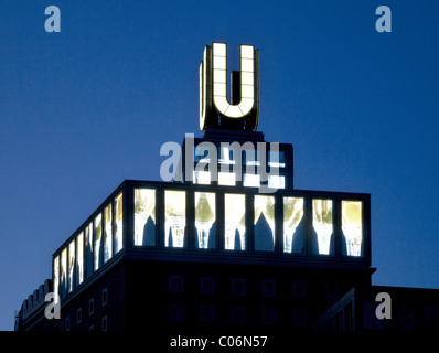 Wahrzeichen der Dortmunder U, U-Turm-Gebäude der ehemaligen Union Brauerei Brauerei, zukünftige Kunst und Kulturzentrum, Videoinstallation Stockfoto