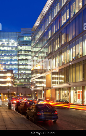 Rush Hour in der Colmore Business District of Birmingham, West Midlands, England, UK. Austausch statt, Edmund Street. Stockfoto