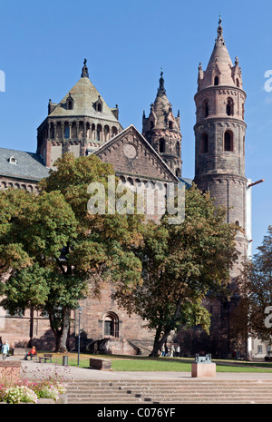 St. Peter Cathedral, stark verwitterte, Worms, Rheinhessen, Rheinland-Pfalz, BRD, Deutschland, Europa Stockfoto