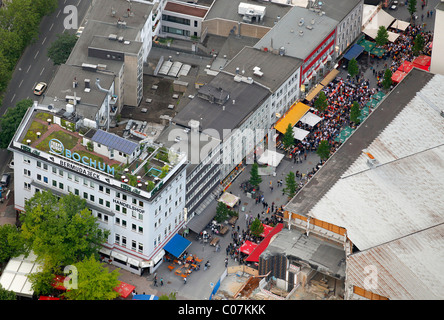 Luftbild, öffentliche Vorführung, Fußball-WM 2010, das Spiel Deutschland Vs Australien 4: 0, Kortumstraße Straße, Bochum Stockfoto