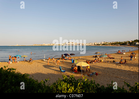 Vieste, Bucht mit Sandstrand, Gargano, Apulien oder Apulien, Süditalien, Europa Stockfoto