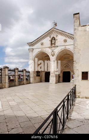 Monte San Angelo oder Sant ' Angelo, Basilica di San Michele, Santuario di San Michele Arcangelo Heiligtum, Gargano, Provinz Foggia Stockfoto