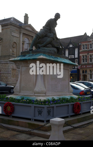 Bury St Edmunds, Suffolk. Denkmal für die südafrikanischen (Burenkrieg) 1899-1902, Skulptur von Arthur G. Walker. Stockfoto