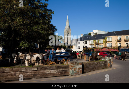 Touristische Jaunting Car in Killarney Town, County Kerry, Irland Stockfoto