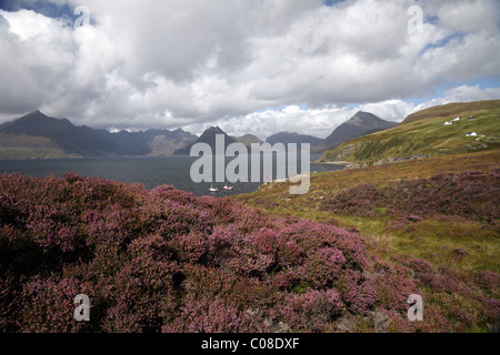 Blick über Loch Scavaig, Cullins von Elgol. Stockfoto