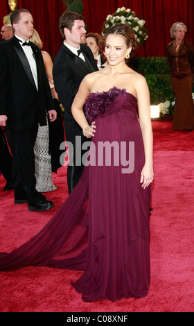 Jessica Alba den 80th Annual Academy Awards (Oscars) - Ankünfte Los Angeles, Kalifornien - 24.02.08 Starbux Stockfoto