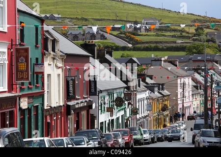 Main Street, Dingle, County Kerry, Irland, britische Inseln, Europa Stockfoto