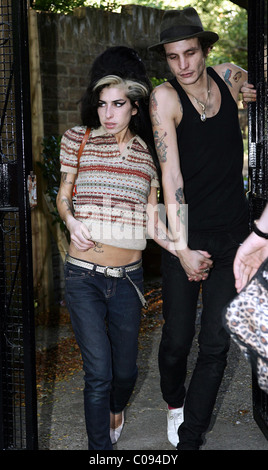 Datei Fotos FIELDER-CIVIL befreit vom Gefängnis, wurde angeblich Köpfe zu REHAB AMY WINEHOUSE Ehemann BLAKE FIELDER-CIVIL Stockfoto