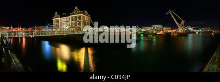 Uferpromenade bei Nacht, Cape Town, Südafrika Stockfoto