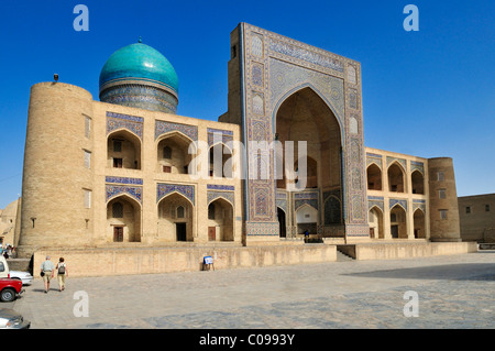 Mir-i, Miri-Arab Medrese, Buchara, Buchara, Zentralasien, Seidenstraße, UNESCO-Weltkulturerbe, Usbekistan Stockfoto