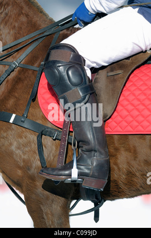 Polospieler auf Reiten, Snow Arena Polo World Cup 2010-Poloturnier in Kitzbühel, Tirol, Austria, Europe Stockfoto